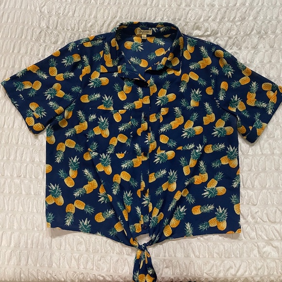 🌟Lily White 🍍Tie Front Pineapple Print Short Sleeve Button Down Shirt Size L - Picture 4 of 11